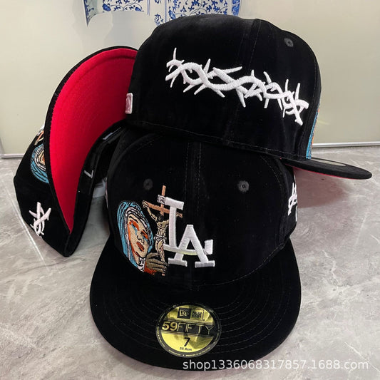 la full closure baseball cap velvet hat fully enclosed anti-street dance hat flat edge hat American plate hat foreign trade batch